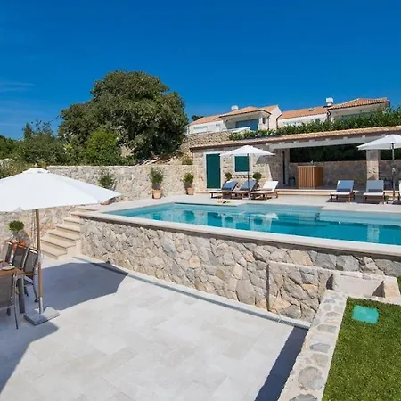 Heritage Unique Villa Cavtat